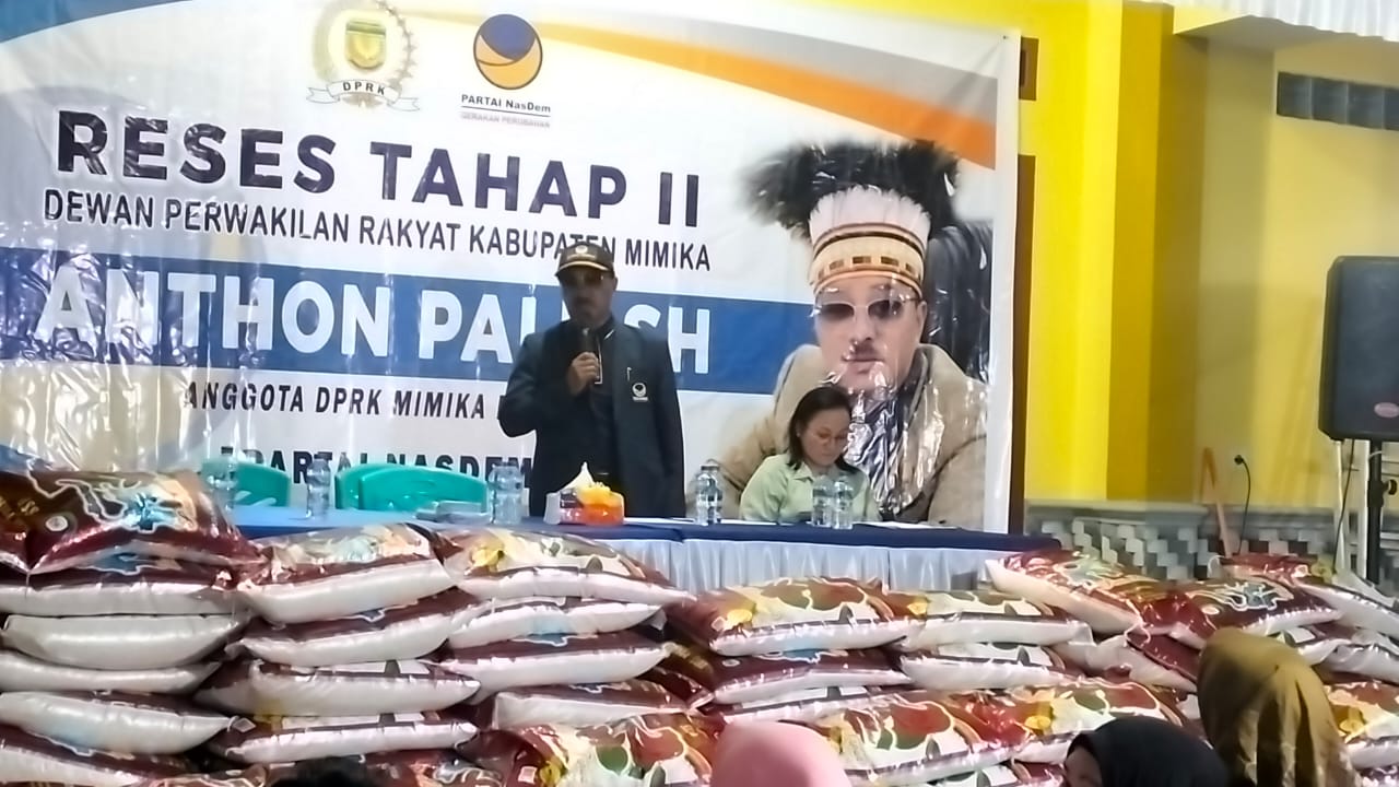 Reses Anton Pali di Timika Jaya, Darinase dan Lampu Jalan Prioritas Usulan