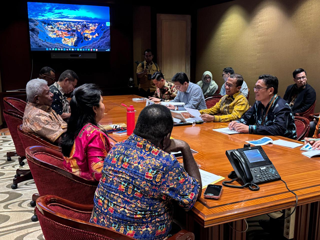 Dirut BPJS Kesehatan Gandeng Pemda Mimika Perkuat JKN