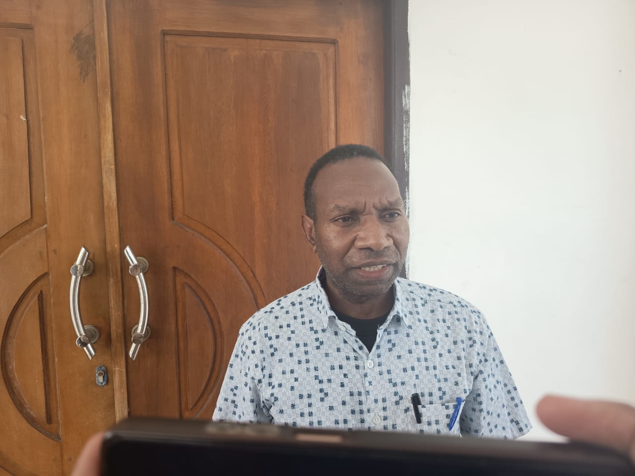 DPRK Mimika Gelar Rapat Bahas Pentingnya Sensitivitas Anggota Terhadap Masyarakat