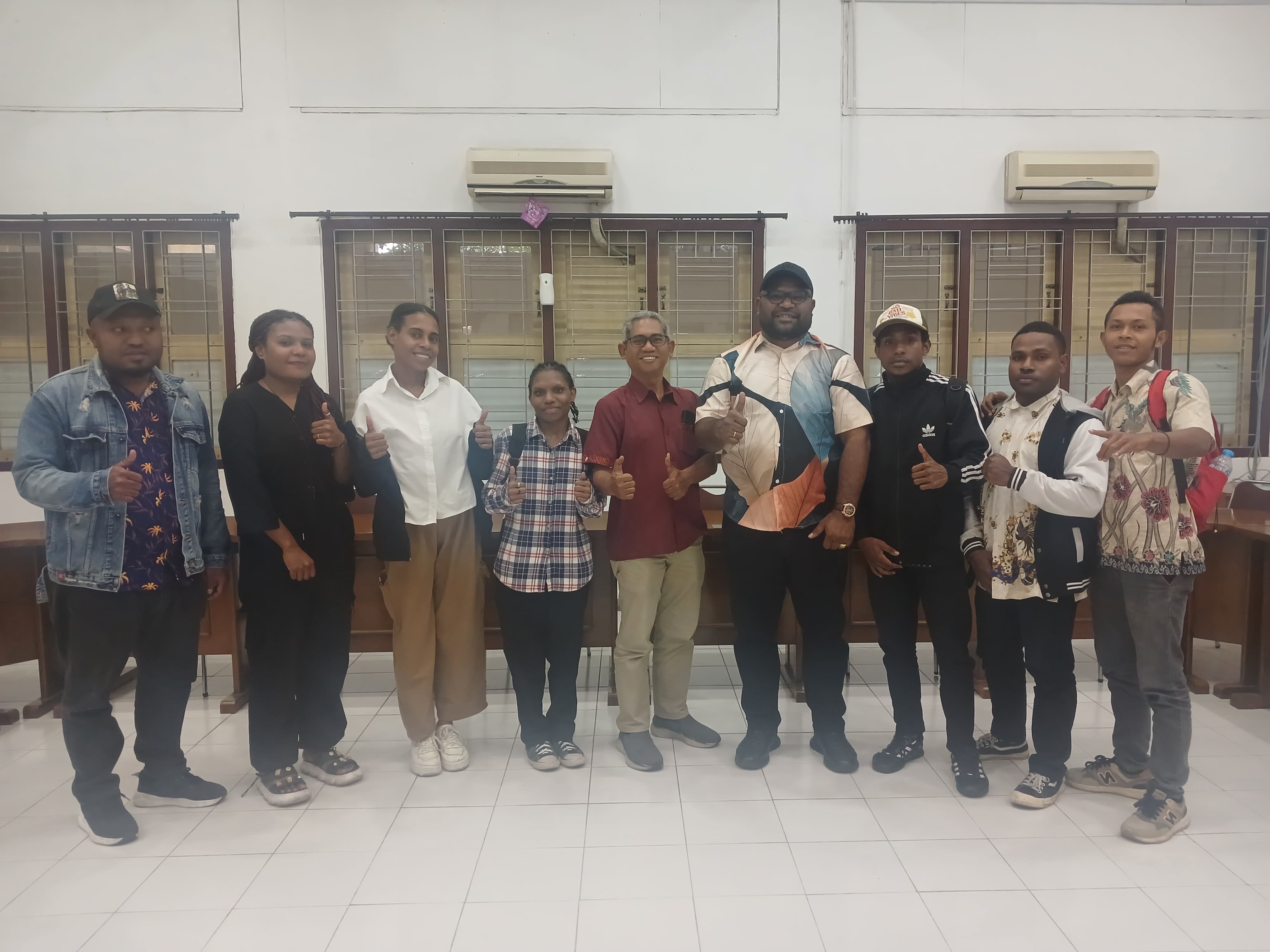 Peserta Beasiswa YPMAK Akui Program Martikulasi Sangat Membantu Masuk Kuliah