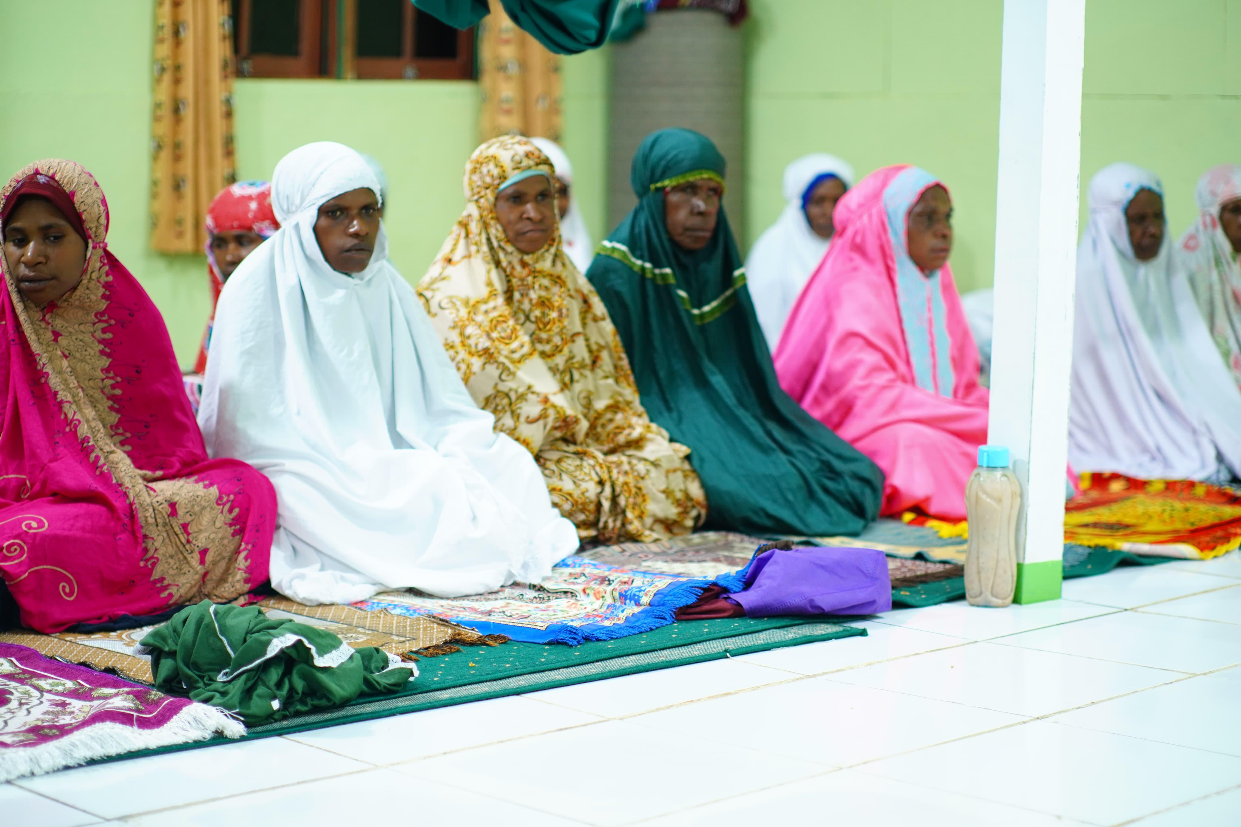 Pererat Silaturahmi di Lembah Baliem, BSMI Jayawijaya Bukber dan Tarawih di Kampung Holima